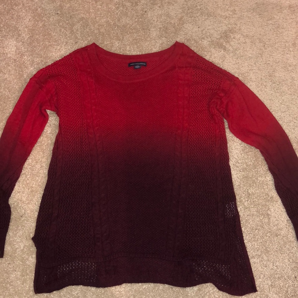 American Eagle knit ombré red sweater